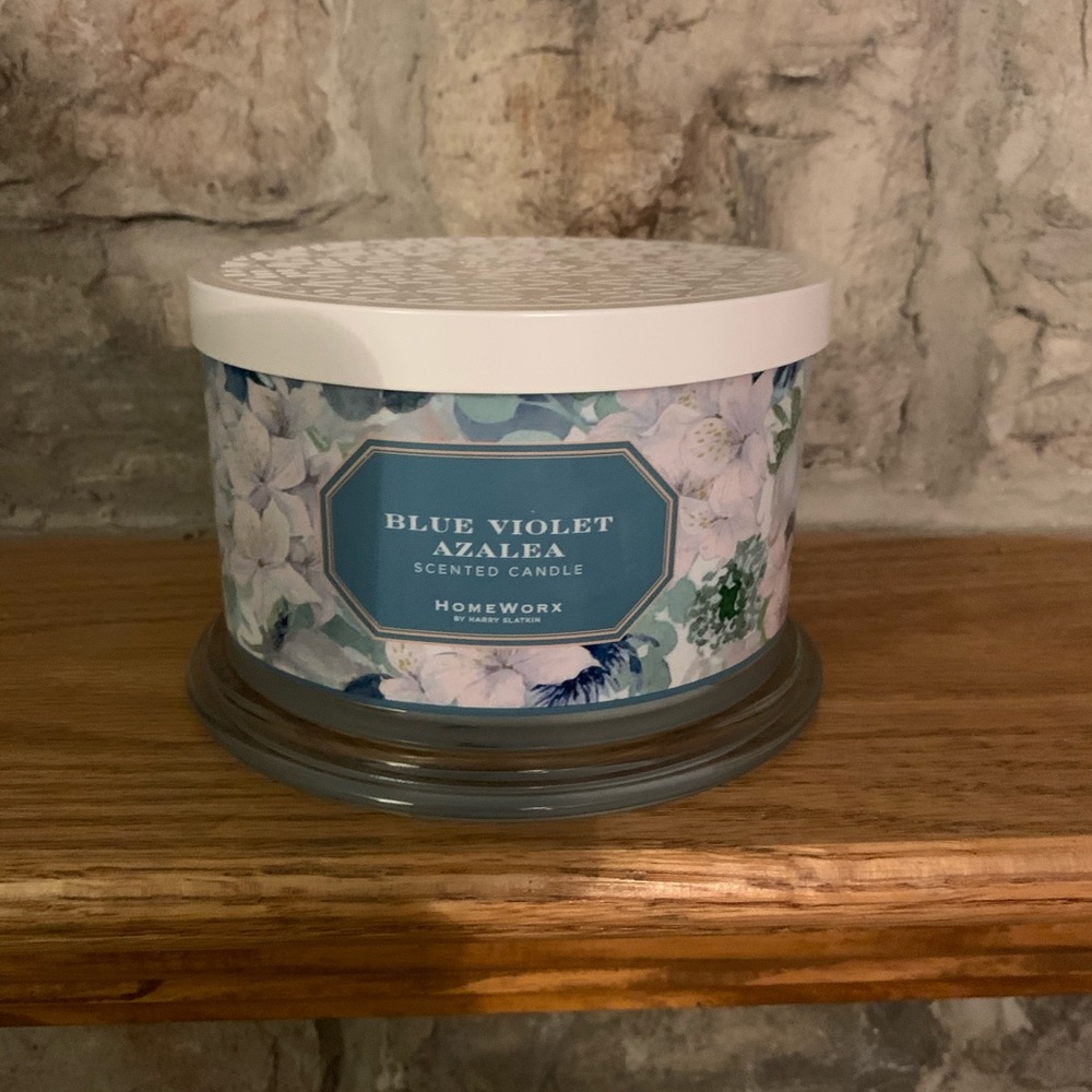 Blue violet azalea 4 wick candle  New! Slatkin